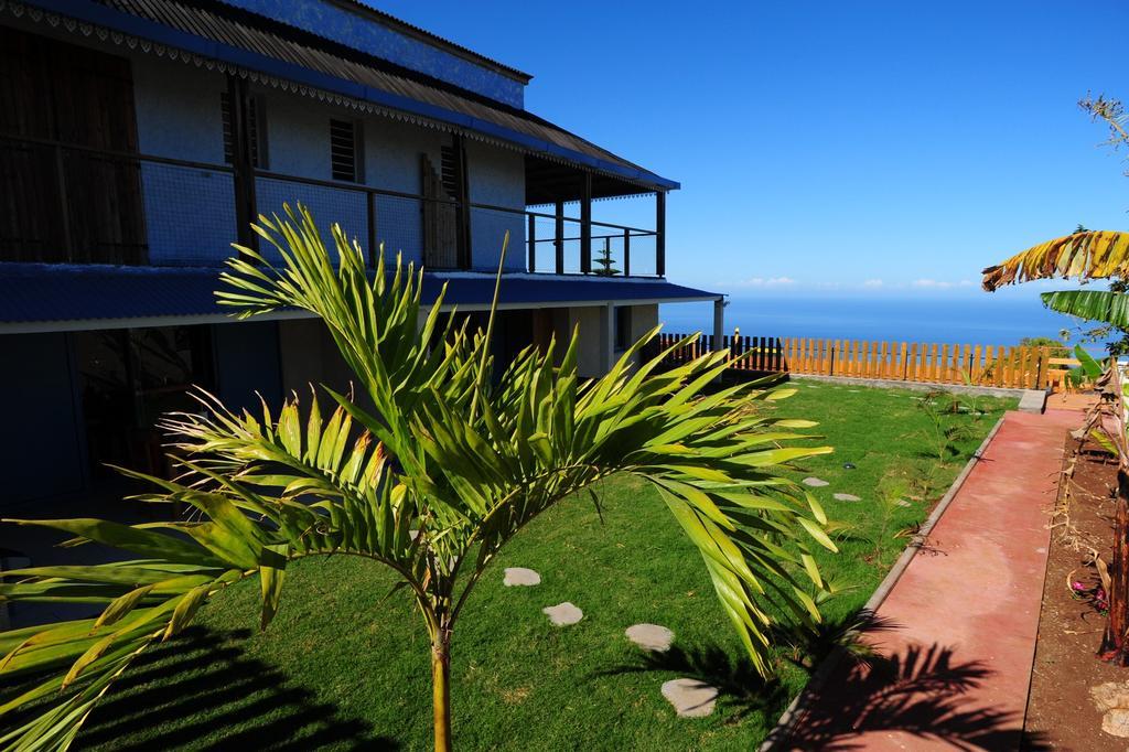 Leu Bleu Austral Hotel Saint-Leu Exterior photo